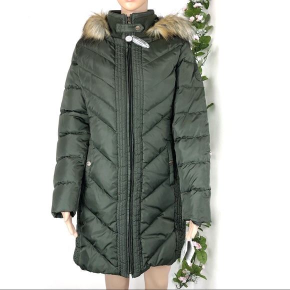 Larry Levine Women ‘s Faux Fur Hood Coat Small - Picture 2 of 8